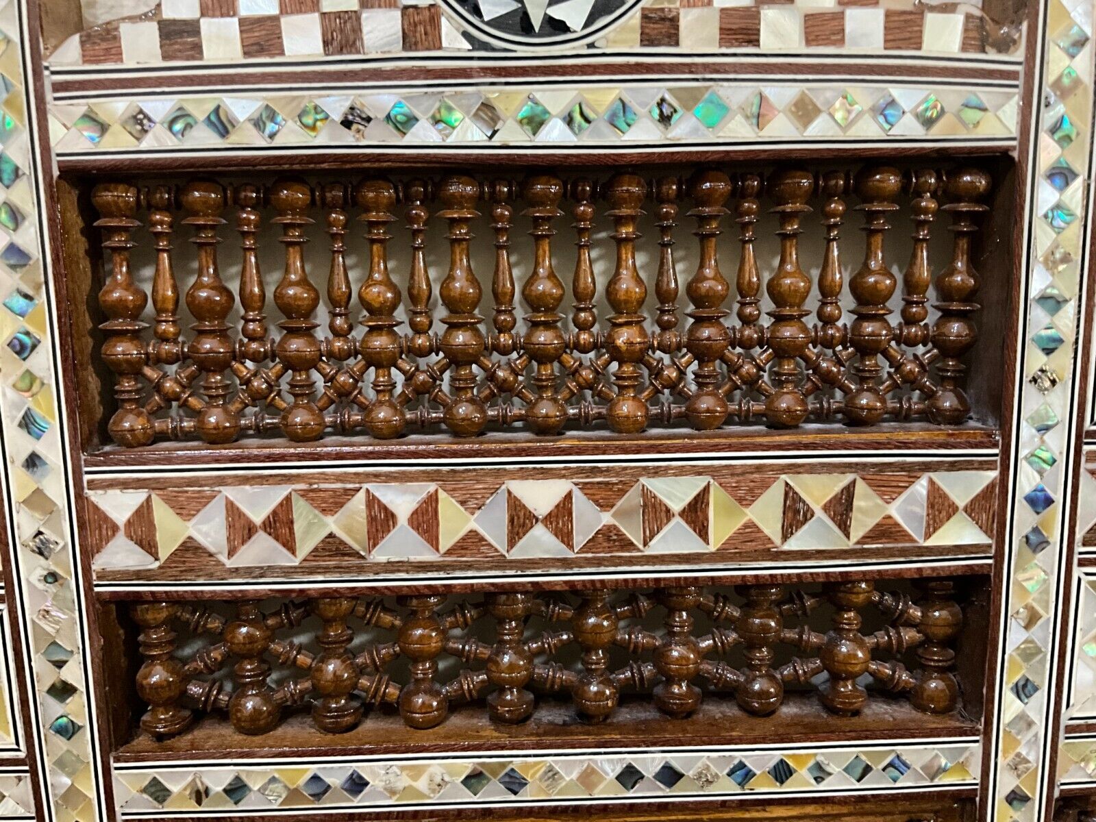 Handmade Mother of pearl Inlay Wood Wall Hanging Mirror Frame Antique Home Decor - Laila Hand Made Gifts