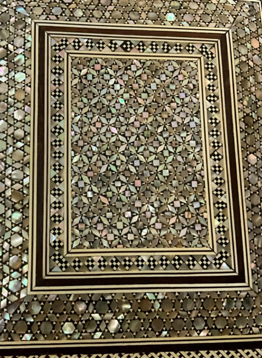 Handmade Antique Wood Cigarette Box Carved Mother Of Pearl Inlay (40 Cigarettes)