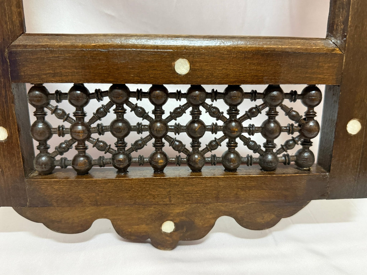 Handmade Wooden Frame with Mother of Pearl and Arabesque - Laila Hand Made Gifts