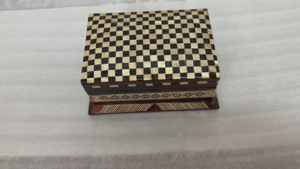 Handmade Mother of Pearl Keepsake Box – Luxury Wooden Gift Box